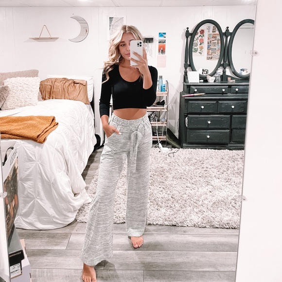 Anthropologie Stripe Flowy Pants!! - Picture 2 of 6